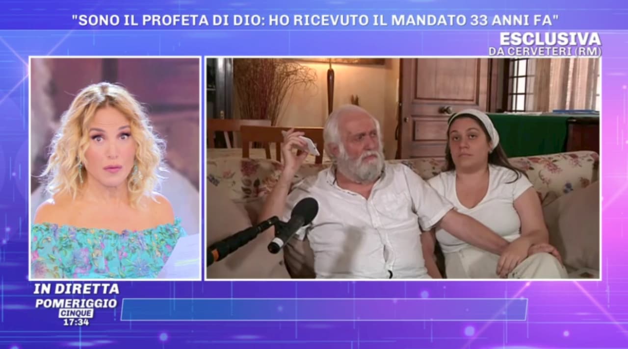 Pomeriggio 5 Lite Tra Barbara D Urso E Il Profeta Eliseo