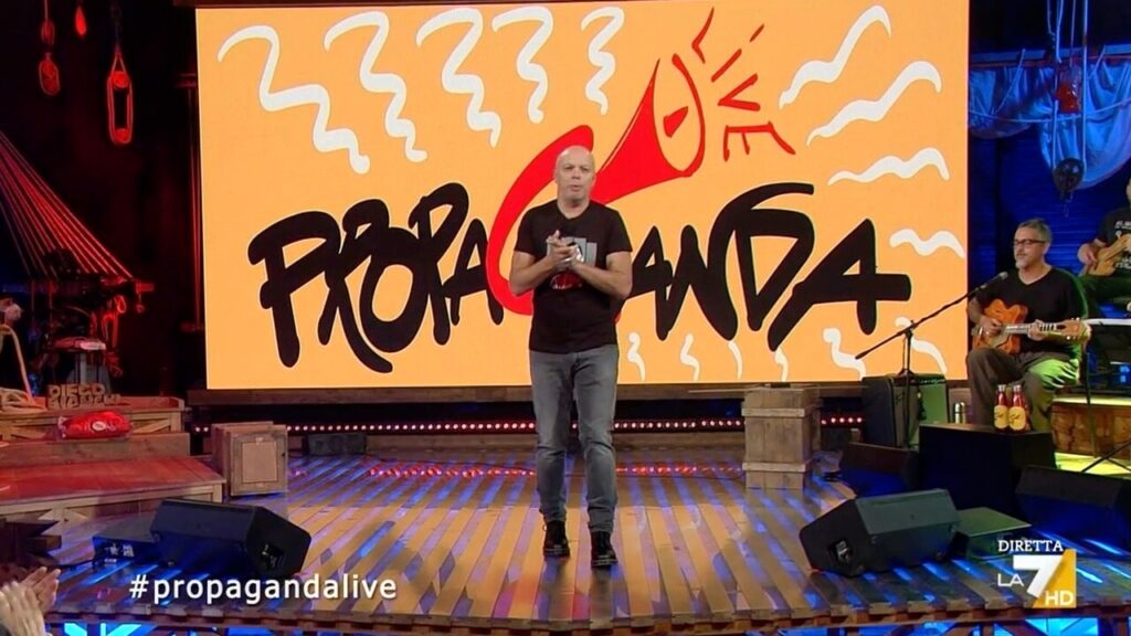 Propaganda Live