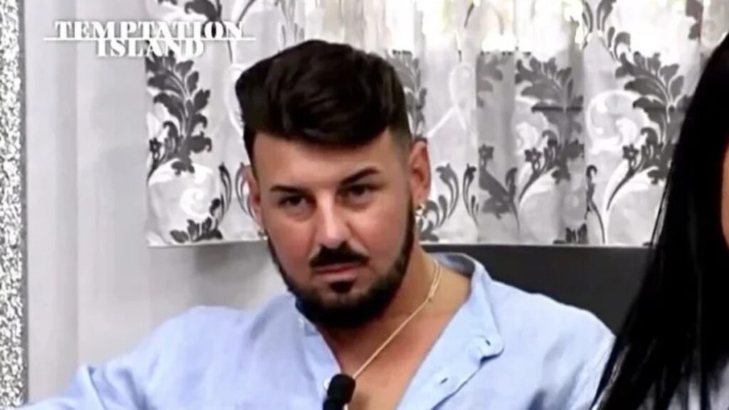 Lino Giuliano contro Temptation Island